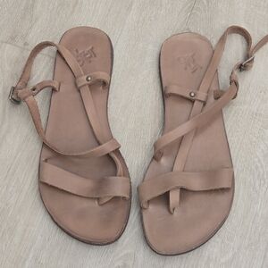 Women's Tan Leather Strappy Sandals